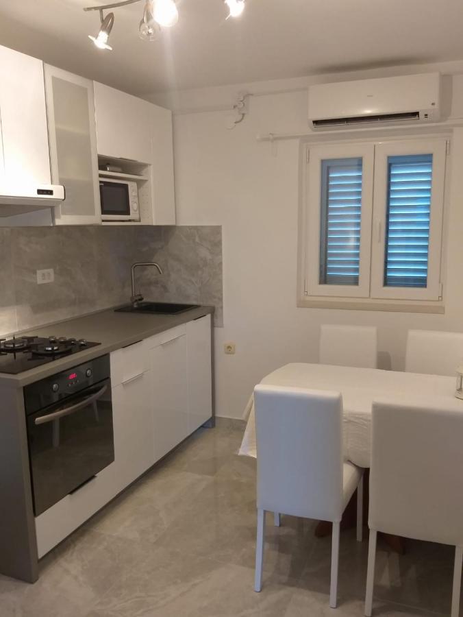 Sandy Apartment Nin Bagian luar foto