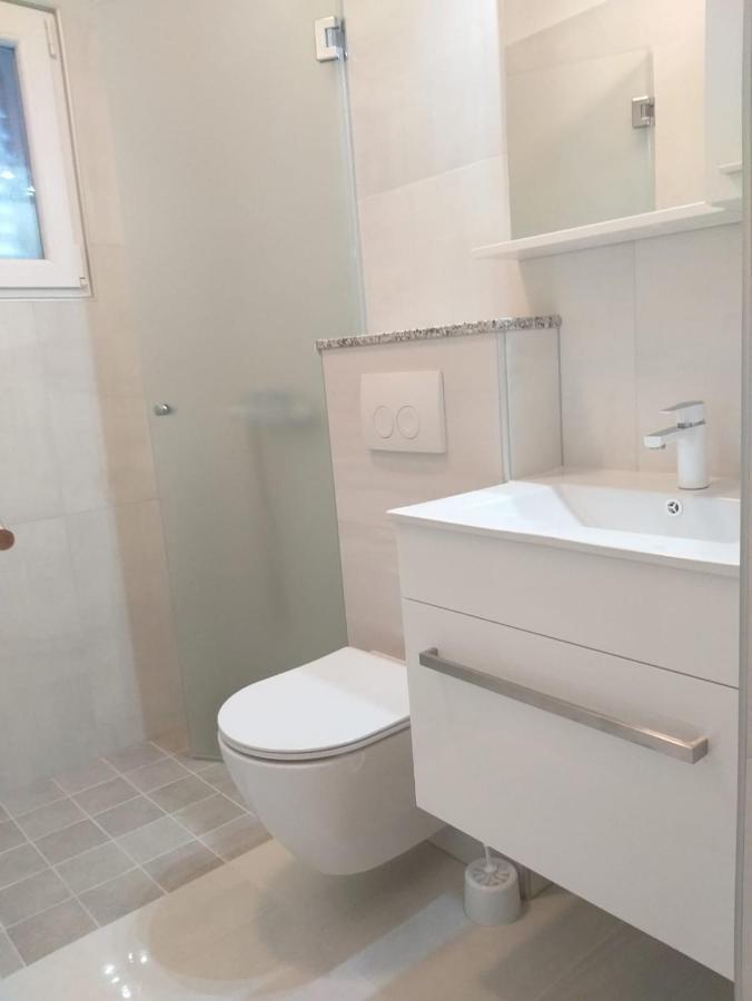 Sandy Apartment Nin Bagian luar foto
